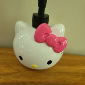 Hello Kitty Sanrio Pink Bow Pump Soap Dispenser